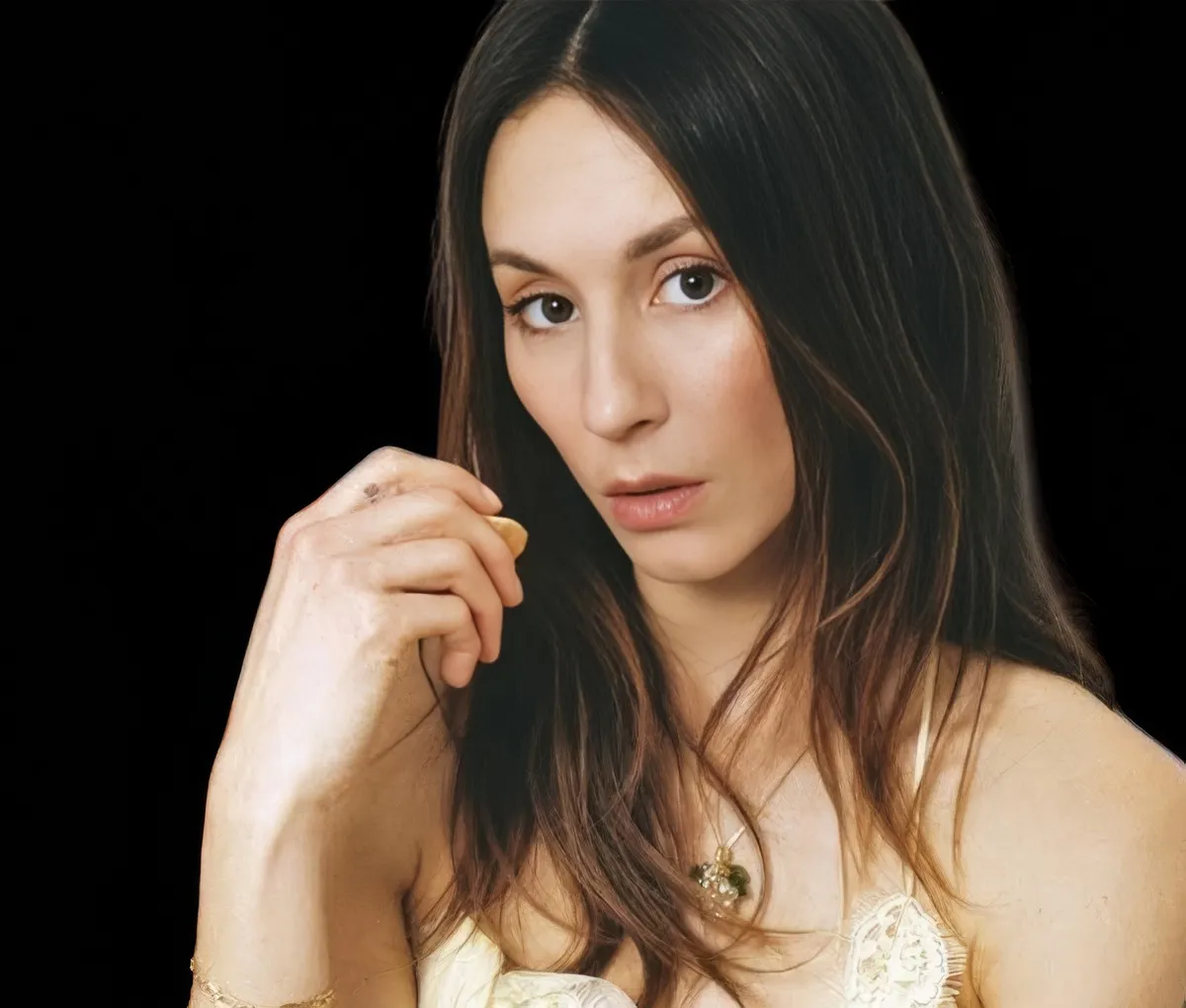 Troian Bellisario